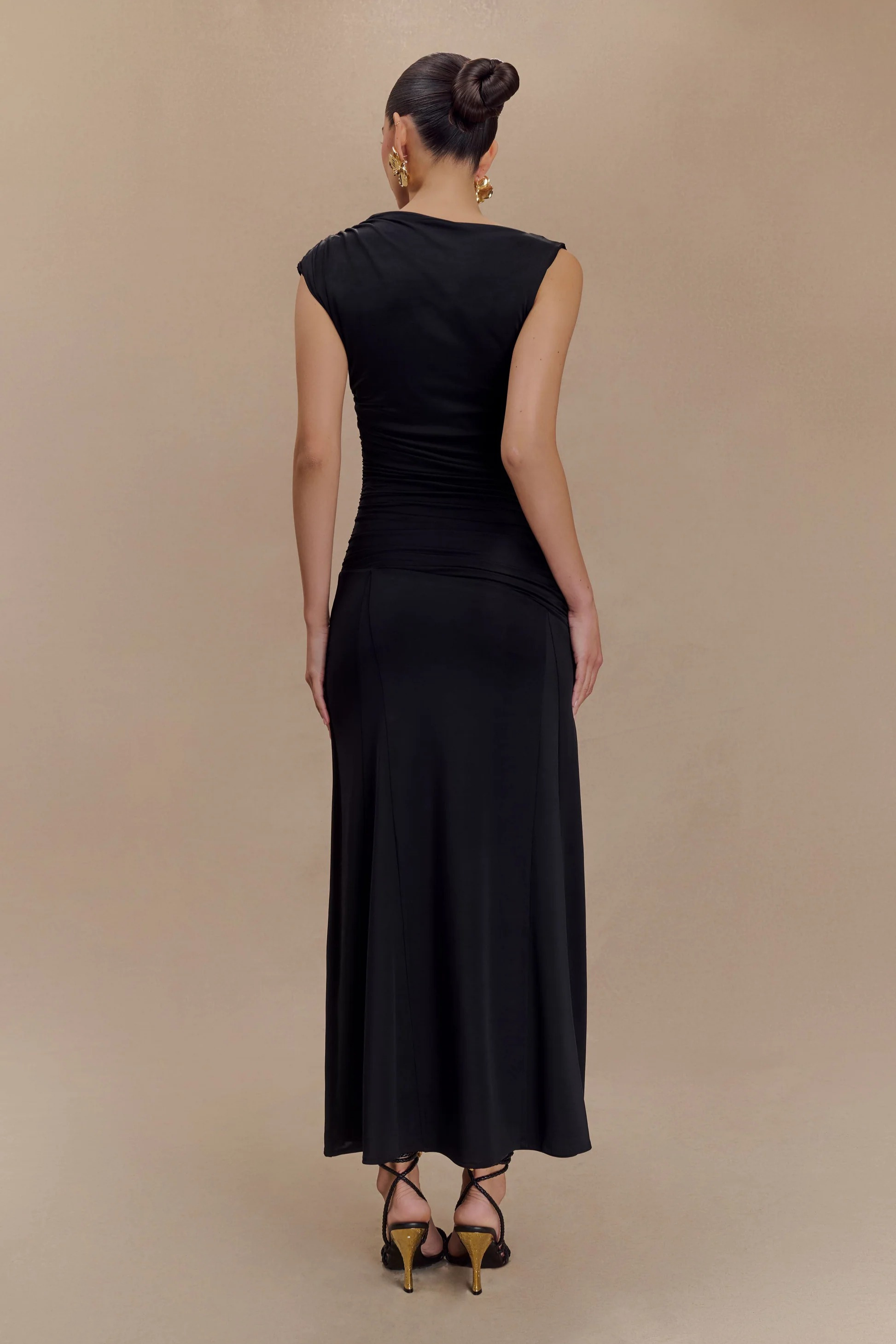 Scarlet Elegance Midi Dress