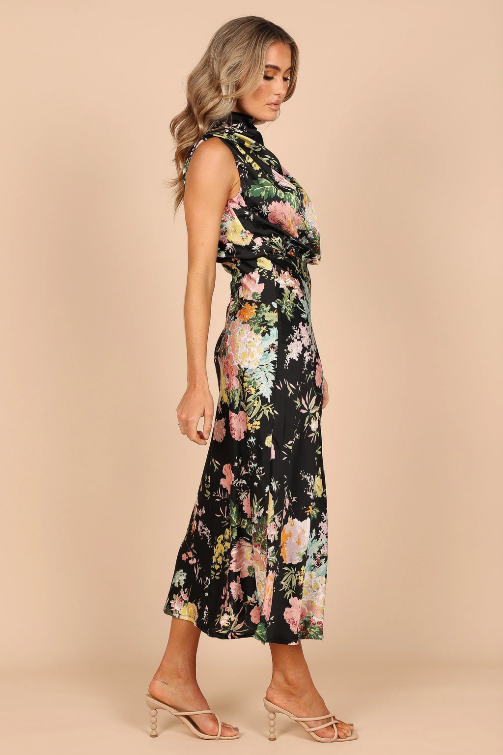 Elegant Midi Dress Halter Neck Satin Minimal Chic Cocktail Look