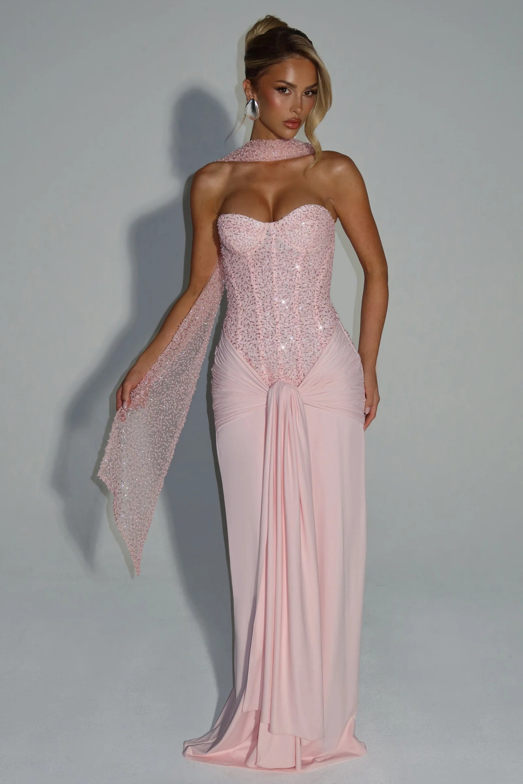 Luna Noir Maxi Dress