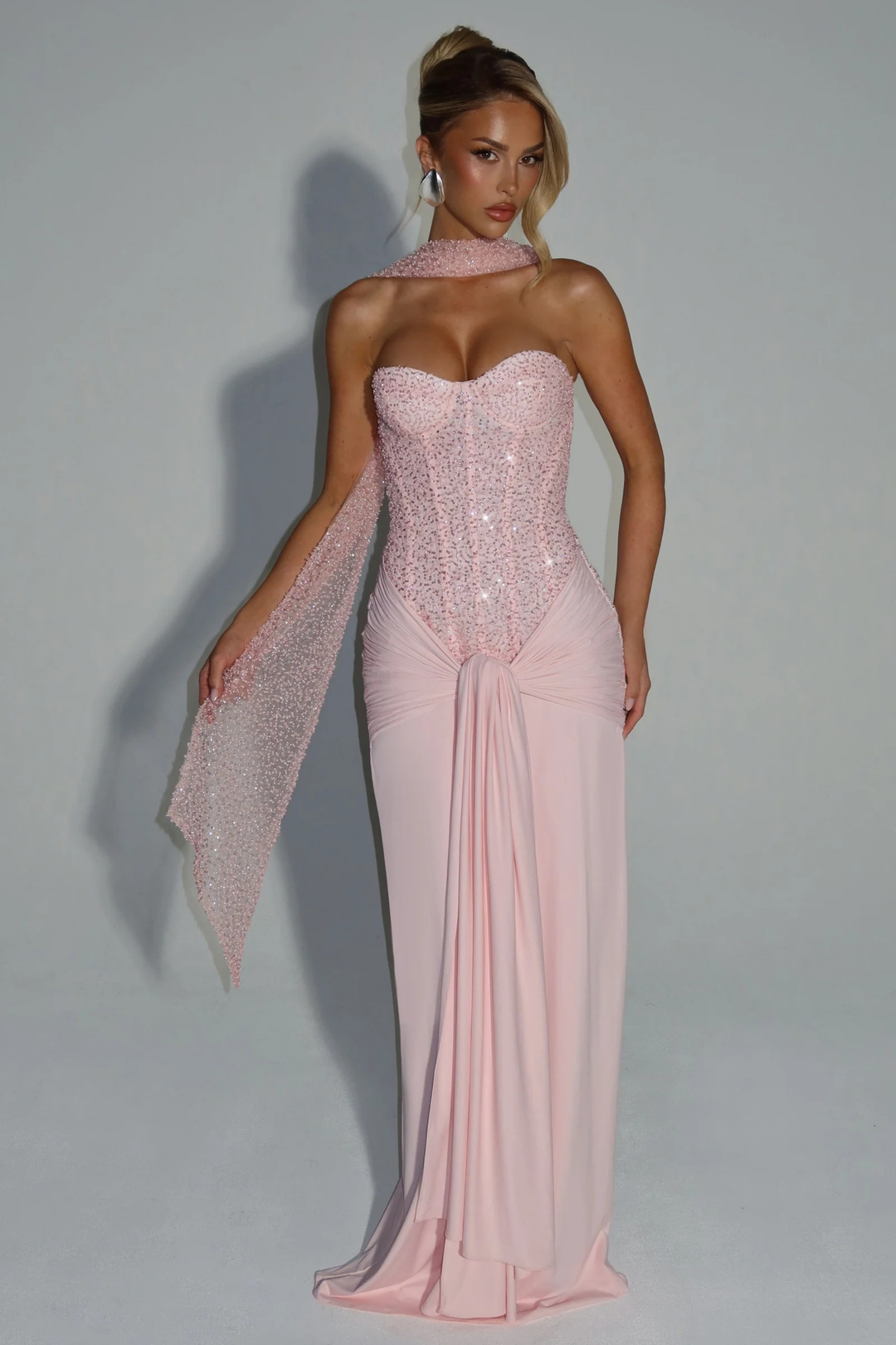 Luna Noir Maxi Dress