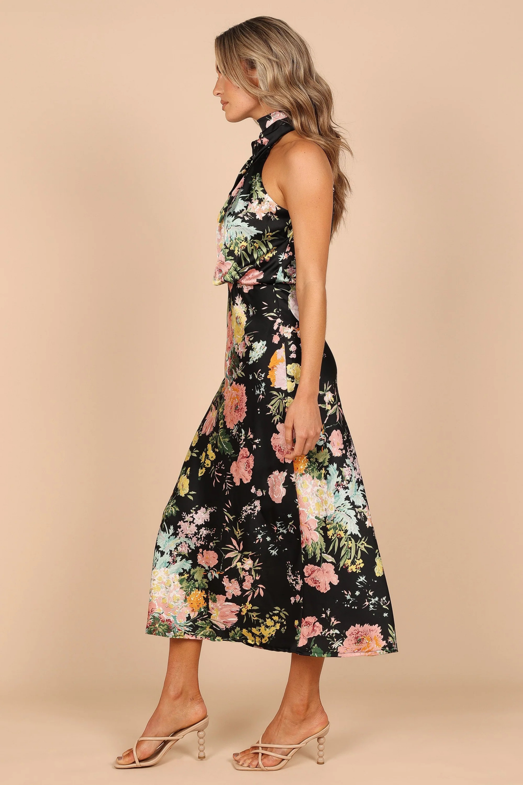 Elegant Midi Dress Halter Neck Satin Minimal Chic Cocktail Look