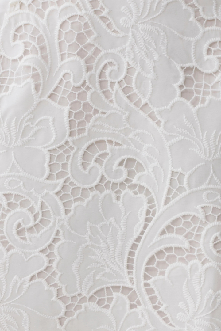 Pure Elegance Lace Set
