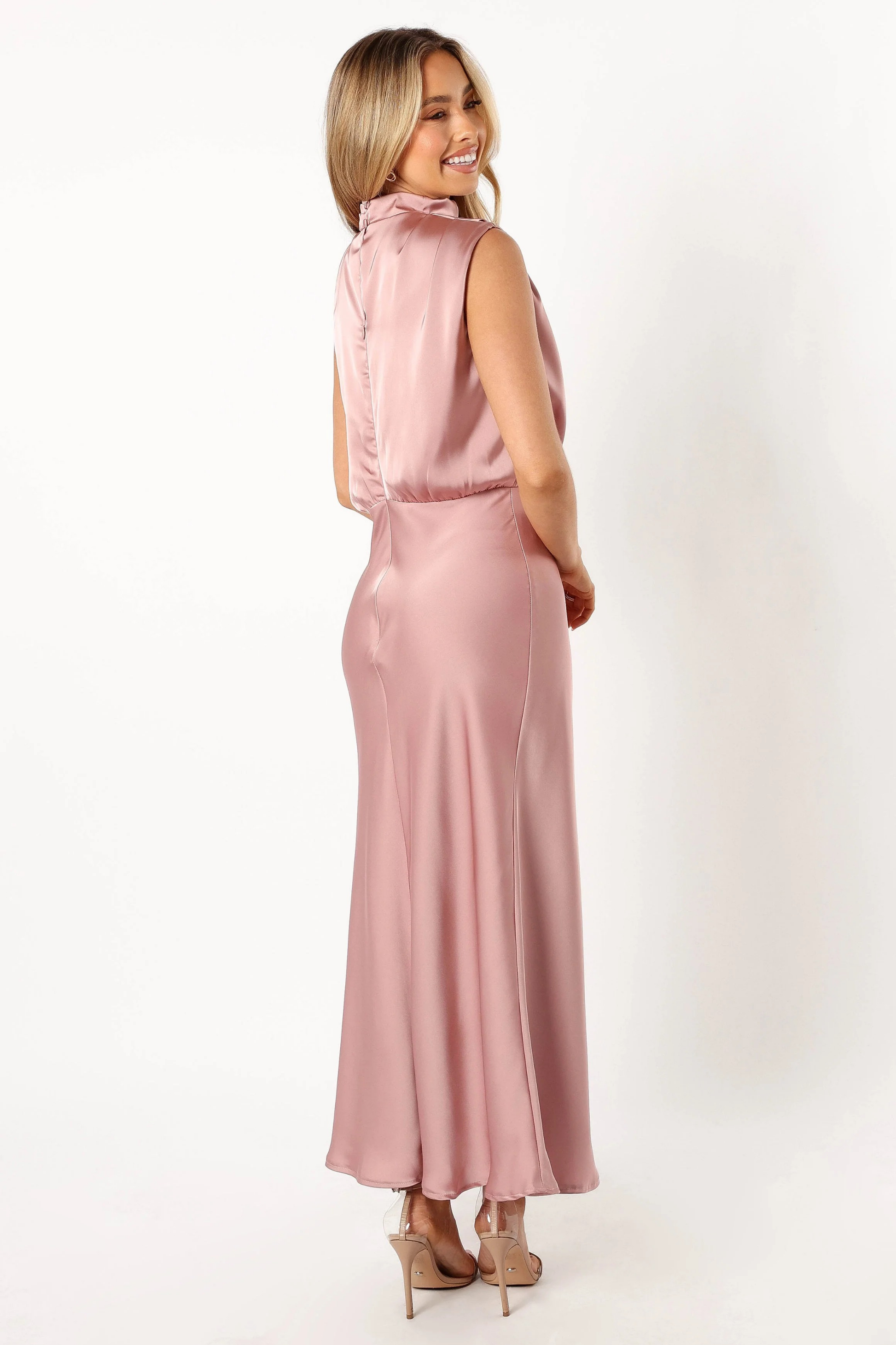 Elegant Midi Dress Halter Neck Satin Minimal Chic Cocktail Look