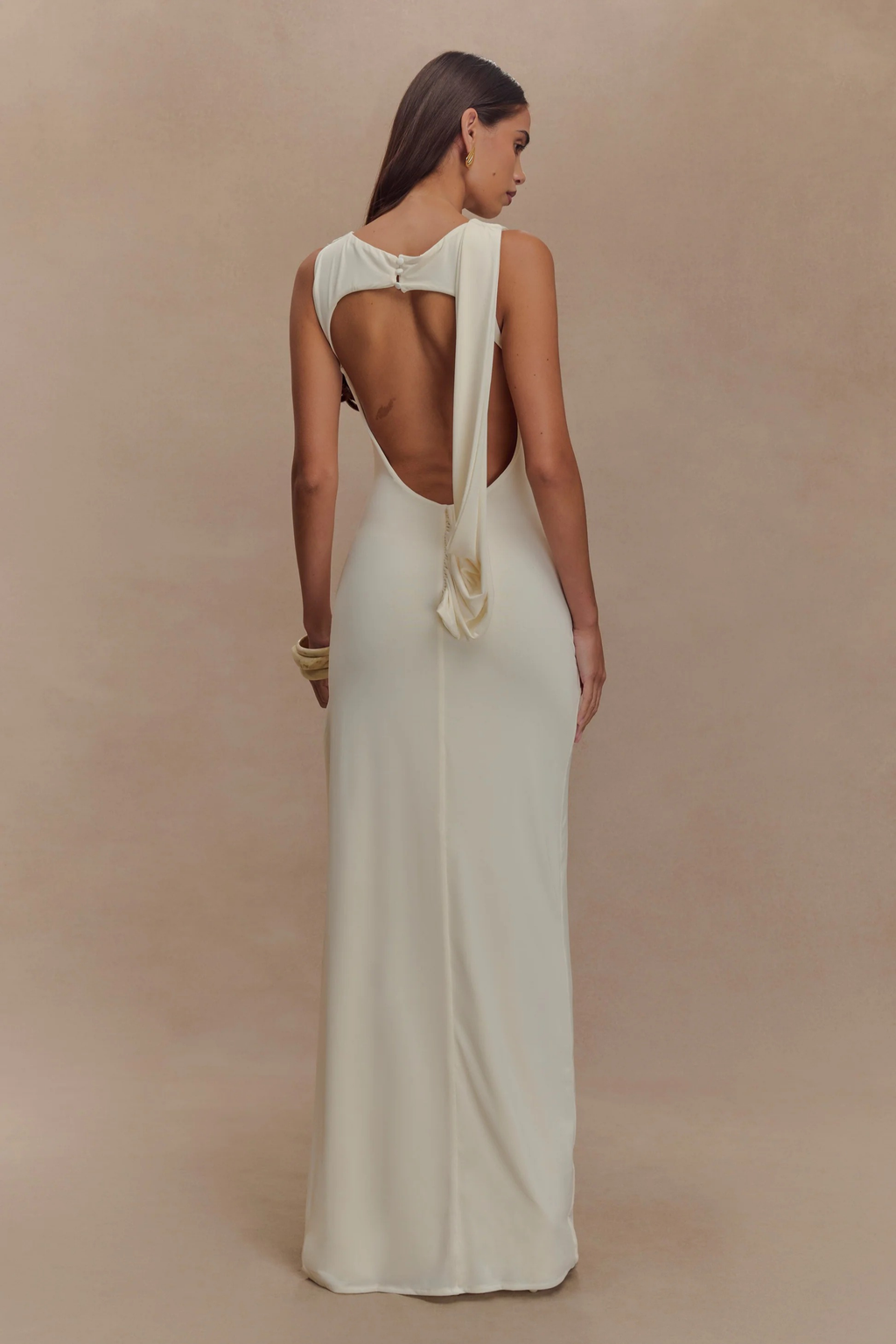 Elara Elegance Maxi Dress