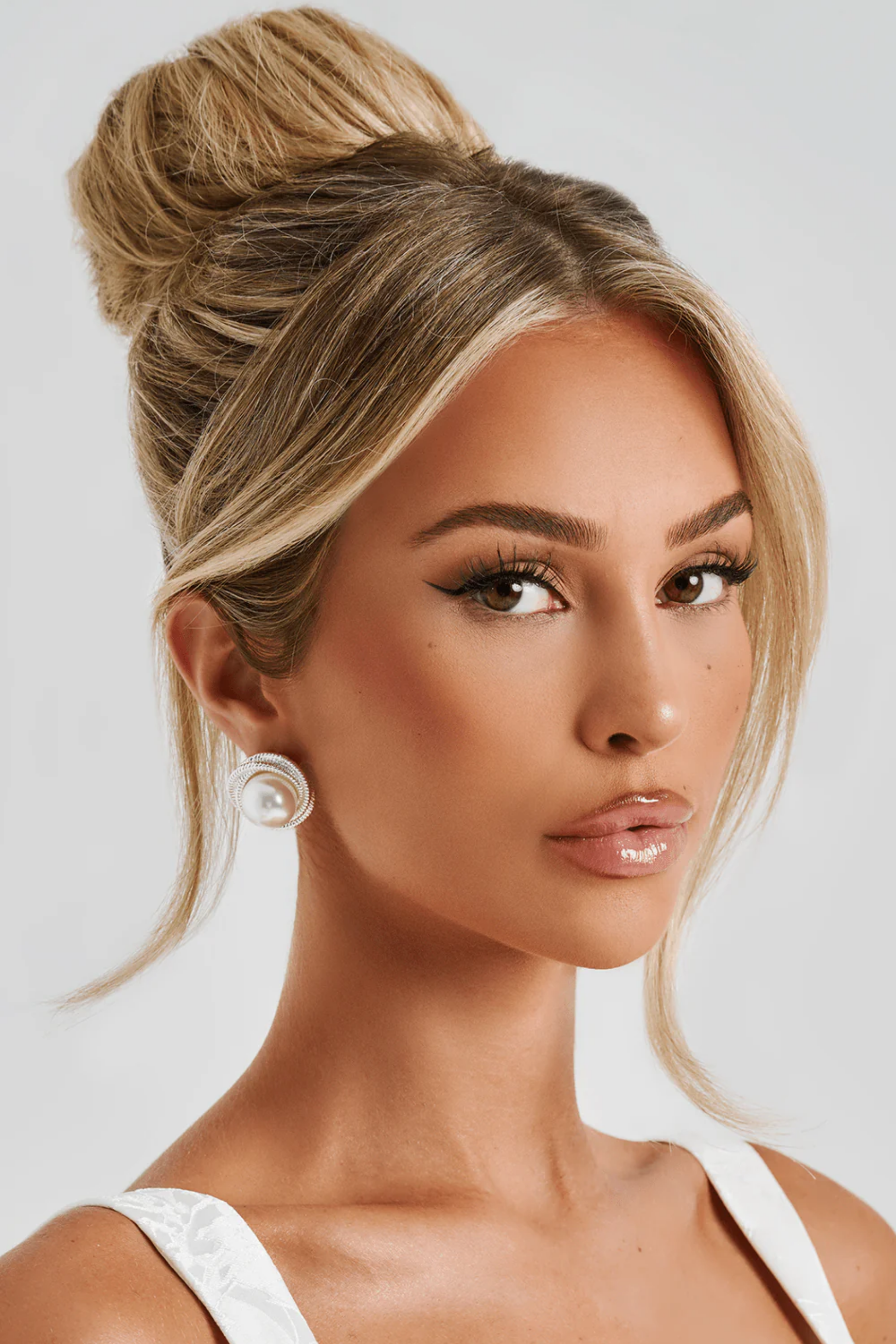 Luxe Pearl Earrings