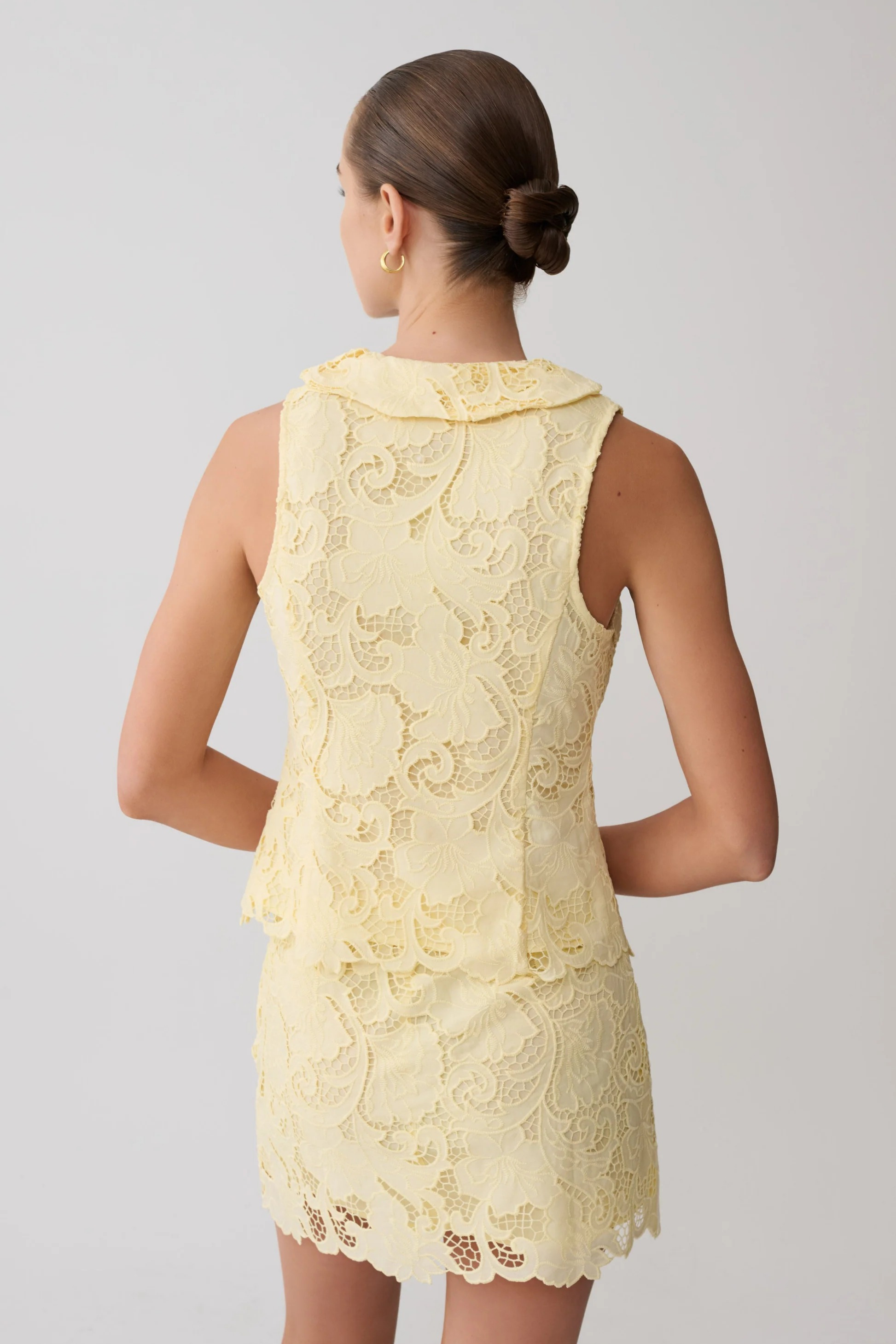 Pure Elegance Lace Set