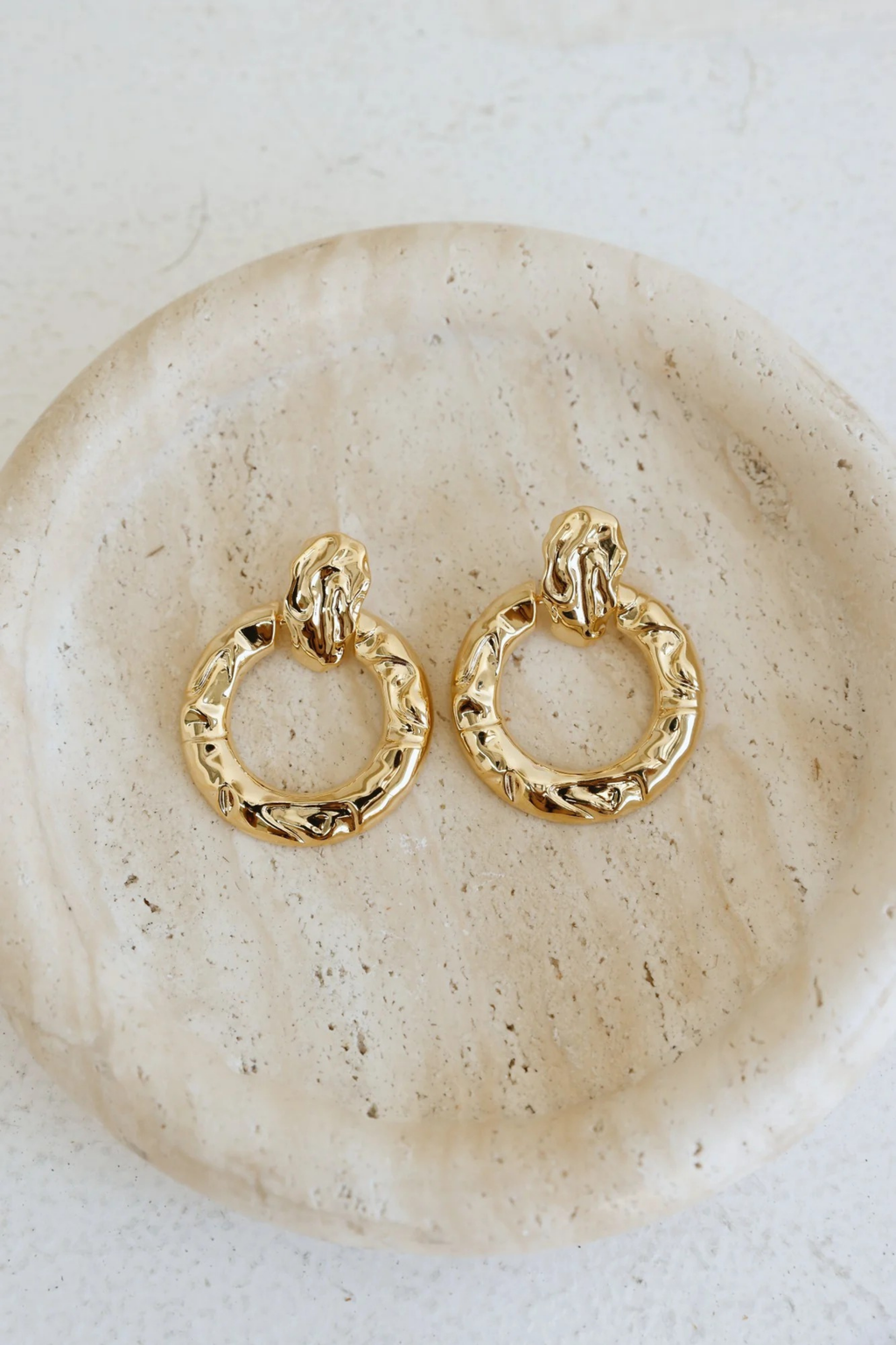 Sculpted Aura Earrings