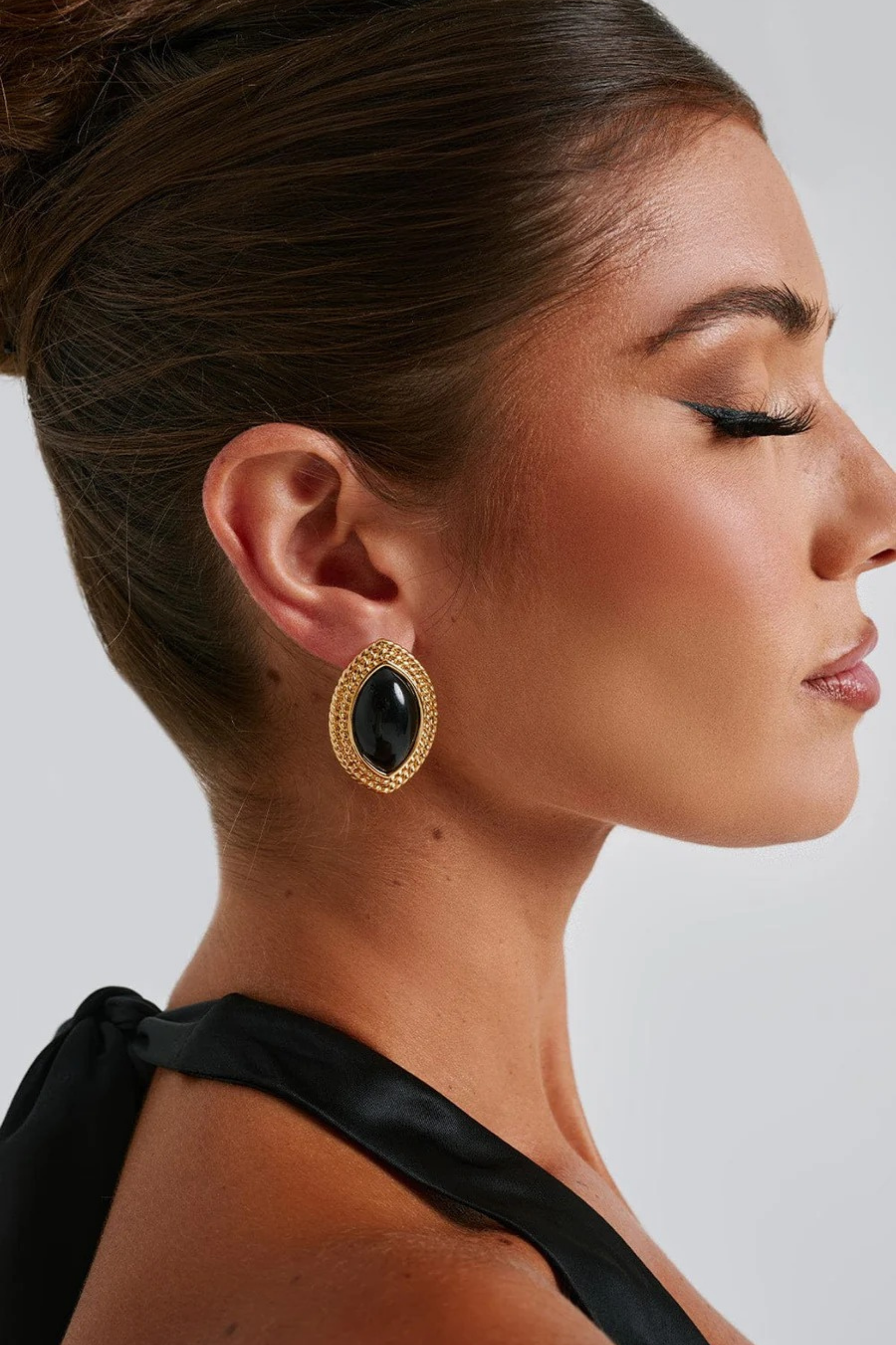 Noir Empress Earrings