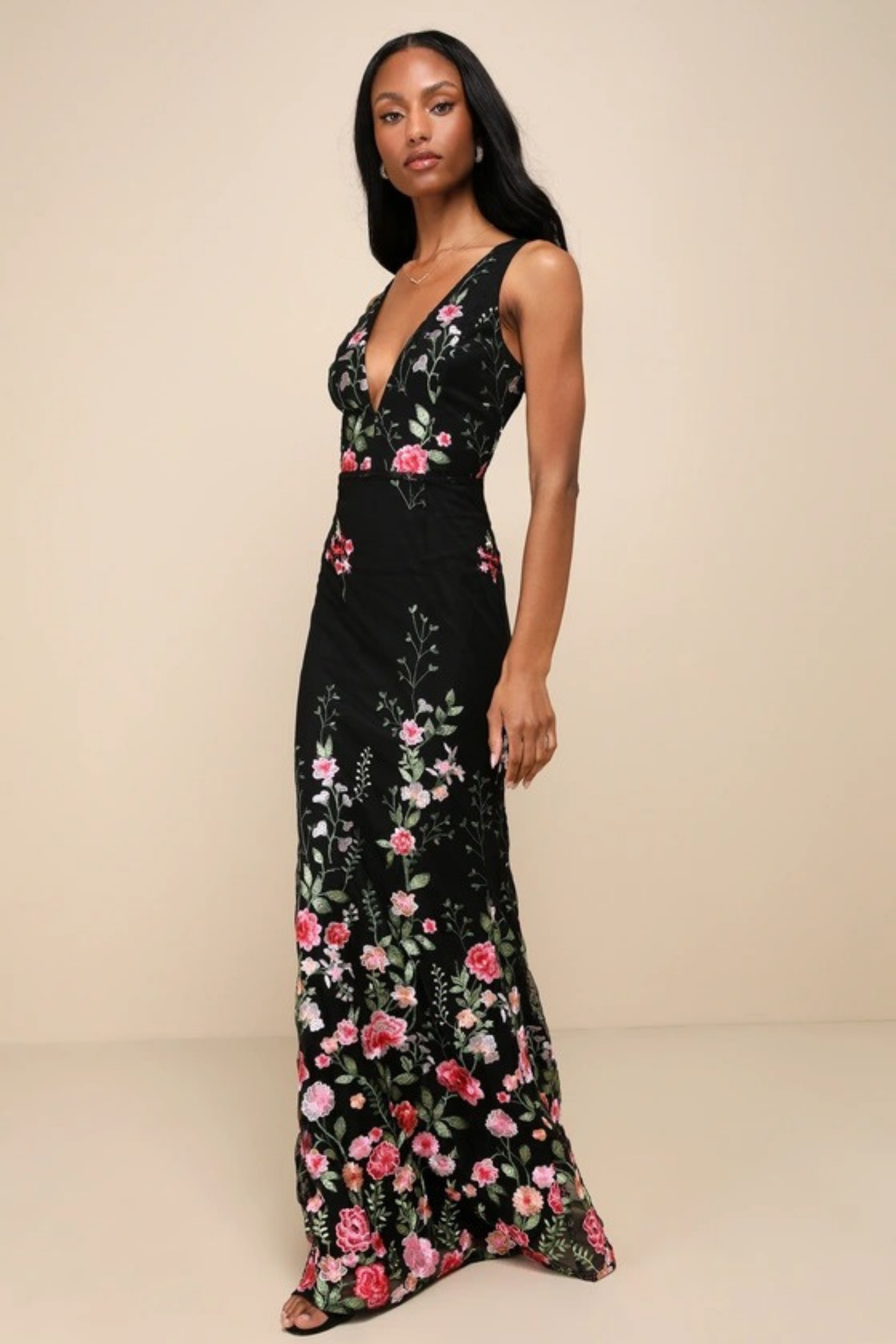 Bridesmaid Maxi Dress Floral Embroidered Style