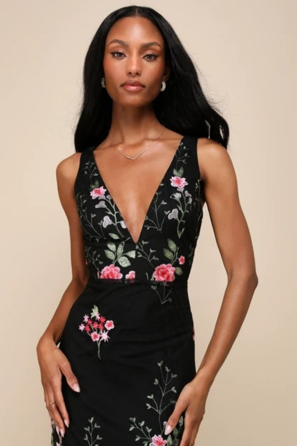 Bridesmaid Maxi Dress Floral Embroidered Style