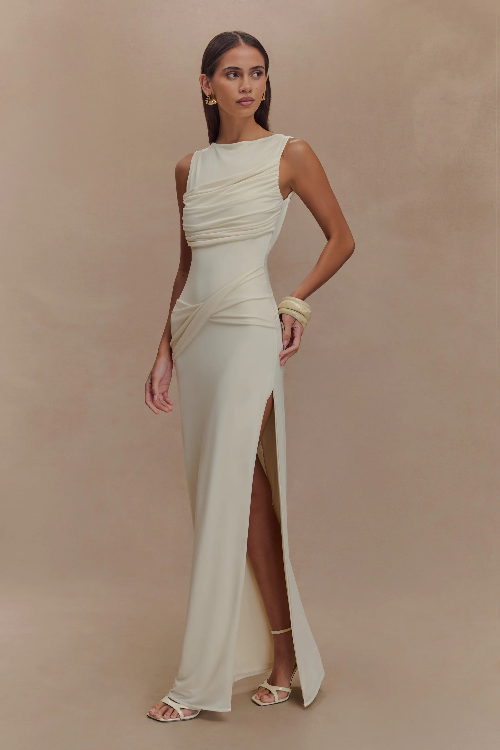 Elara Elegance Maxi Dress