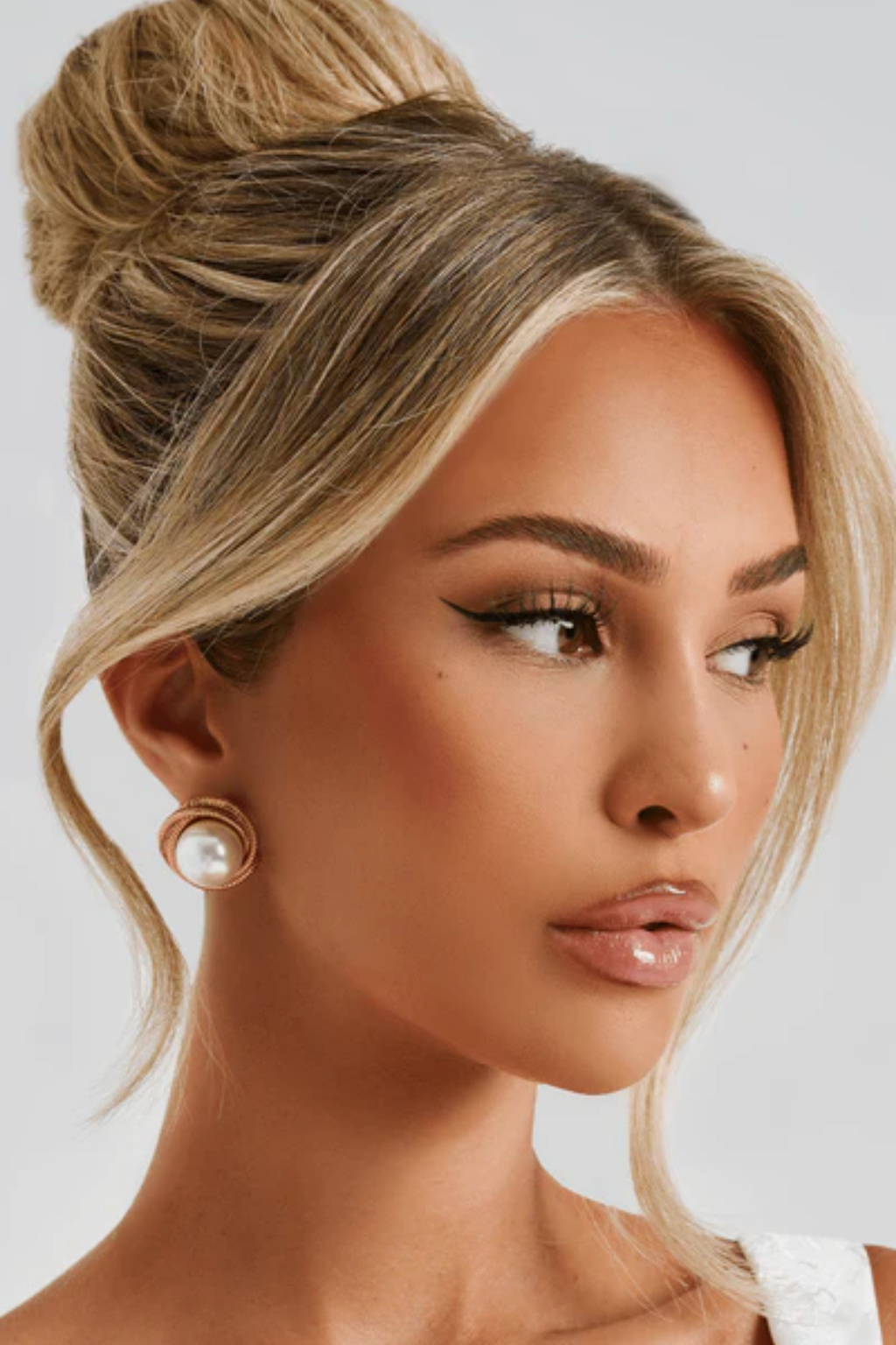 Luxe Pearl Earrings