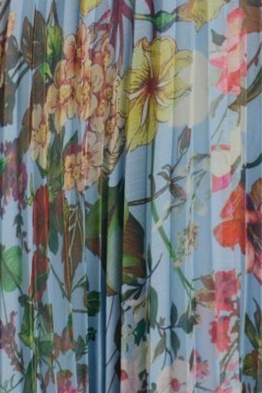 Guest Maxi Dress Watercolor Floral Flowy Style