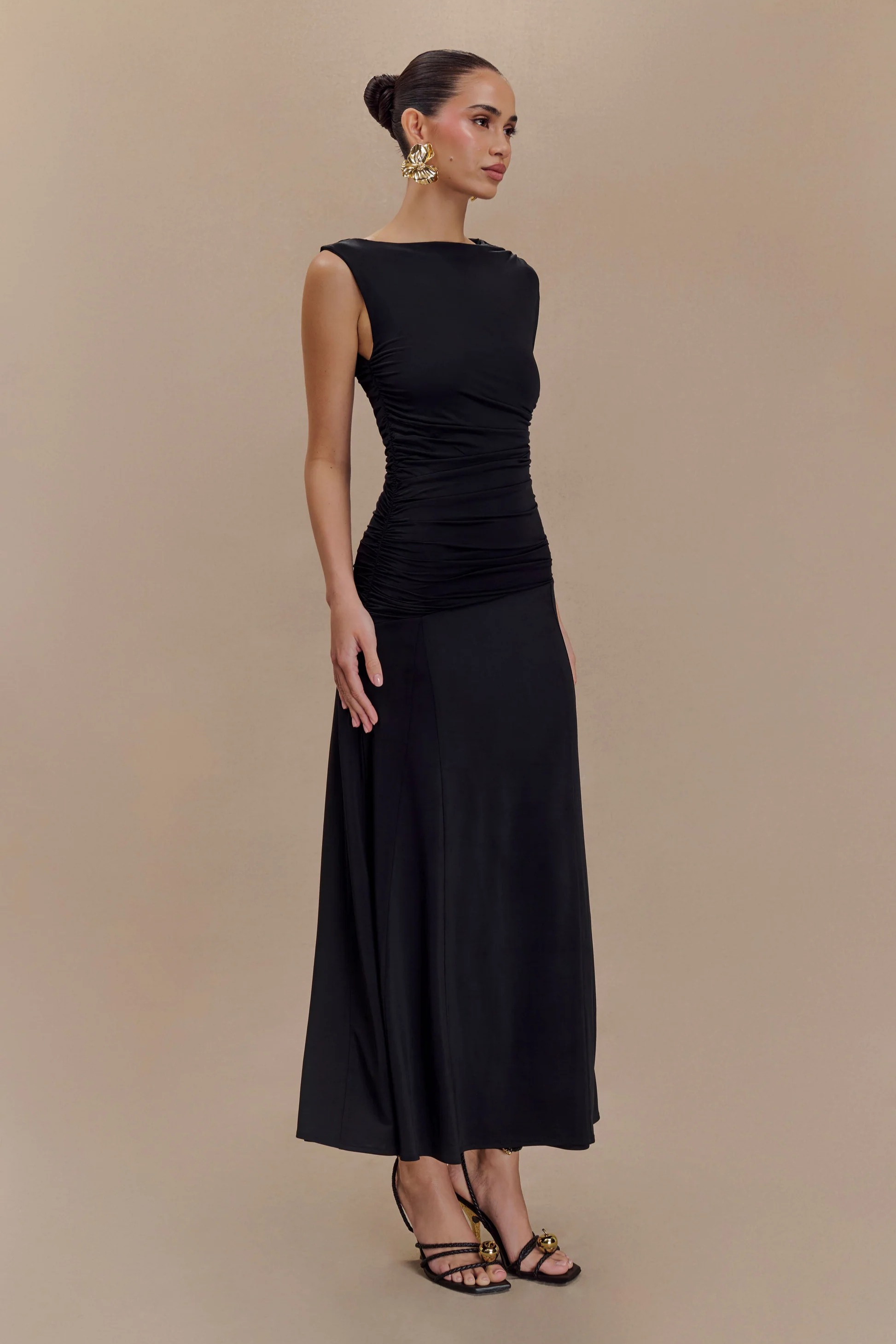 Scarlet Elegance Midi Dress