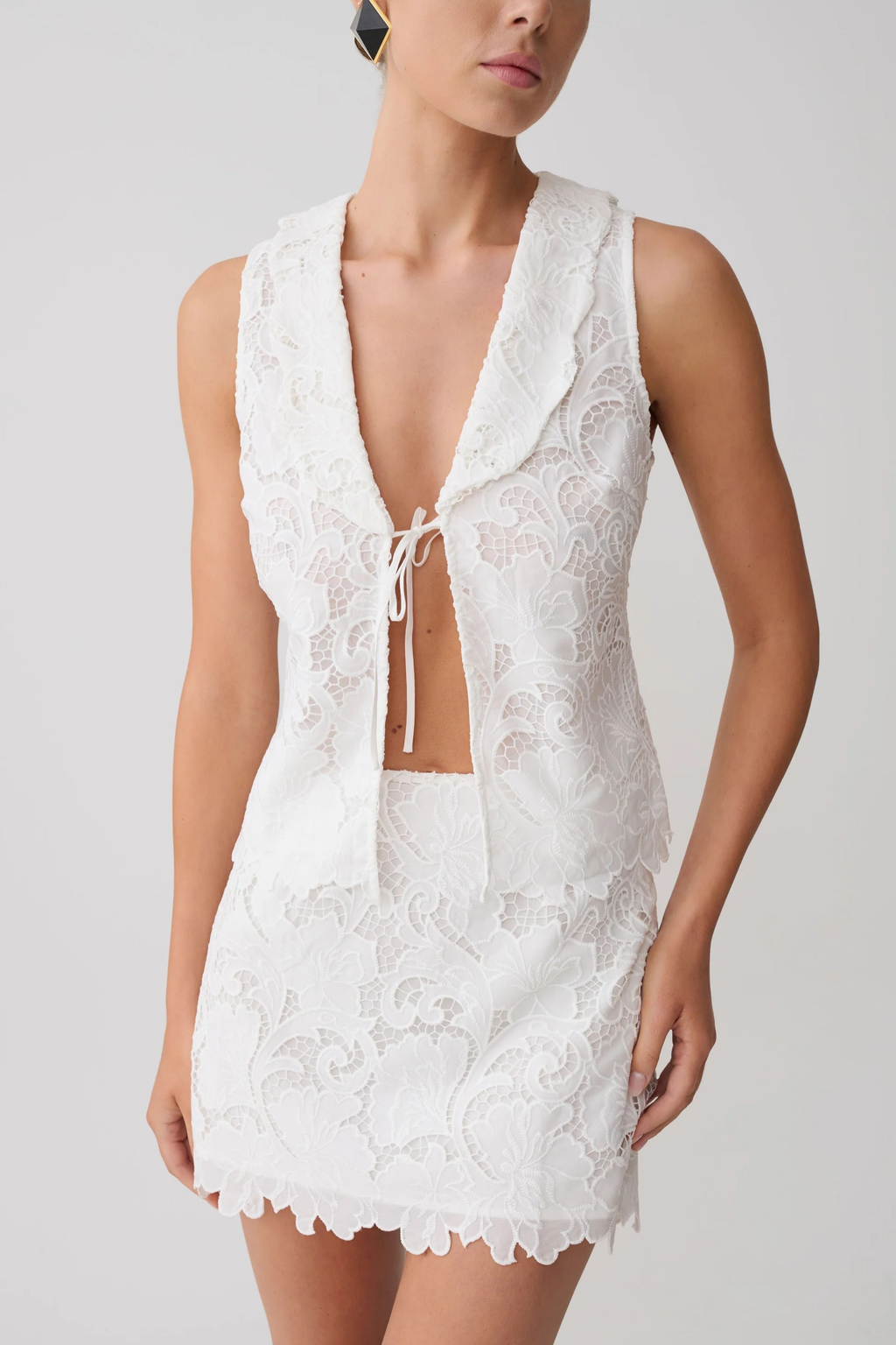 Pure Elegance Lace Set
